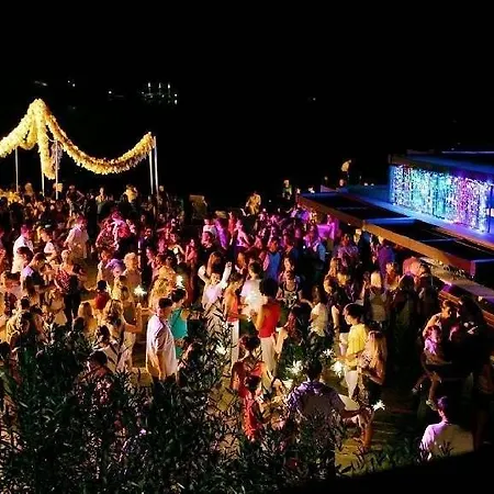 Hillside Club 5* 페티예