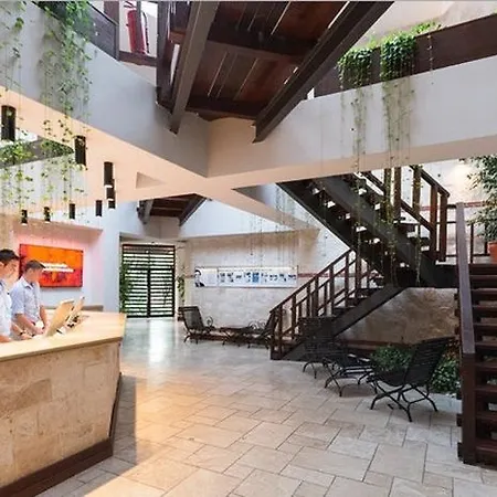 Hillside Club 5*