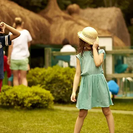 Hillside Club 5* 페티예