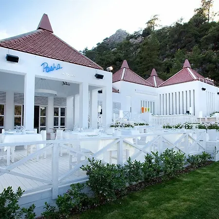 리조트 Hillside Club 5*